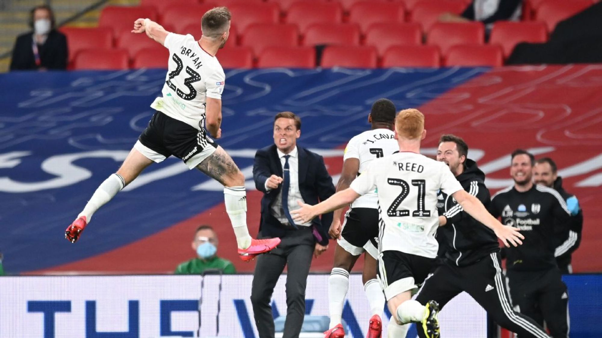 两端的表现 两端的表现